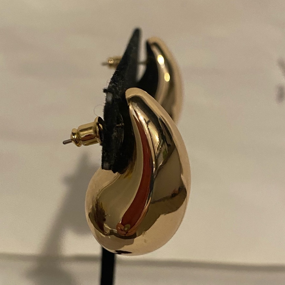 Anthropologie Curved Tear drop Earrings GOLD or SILVER NWOT